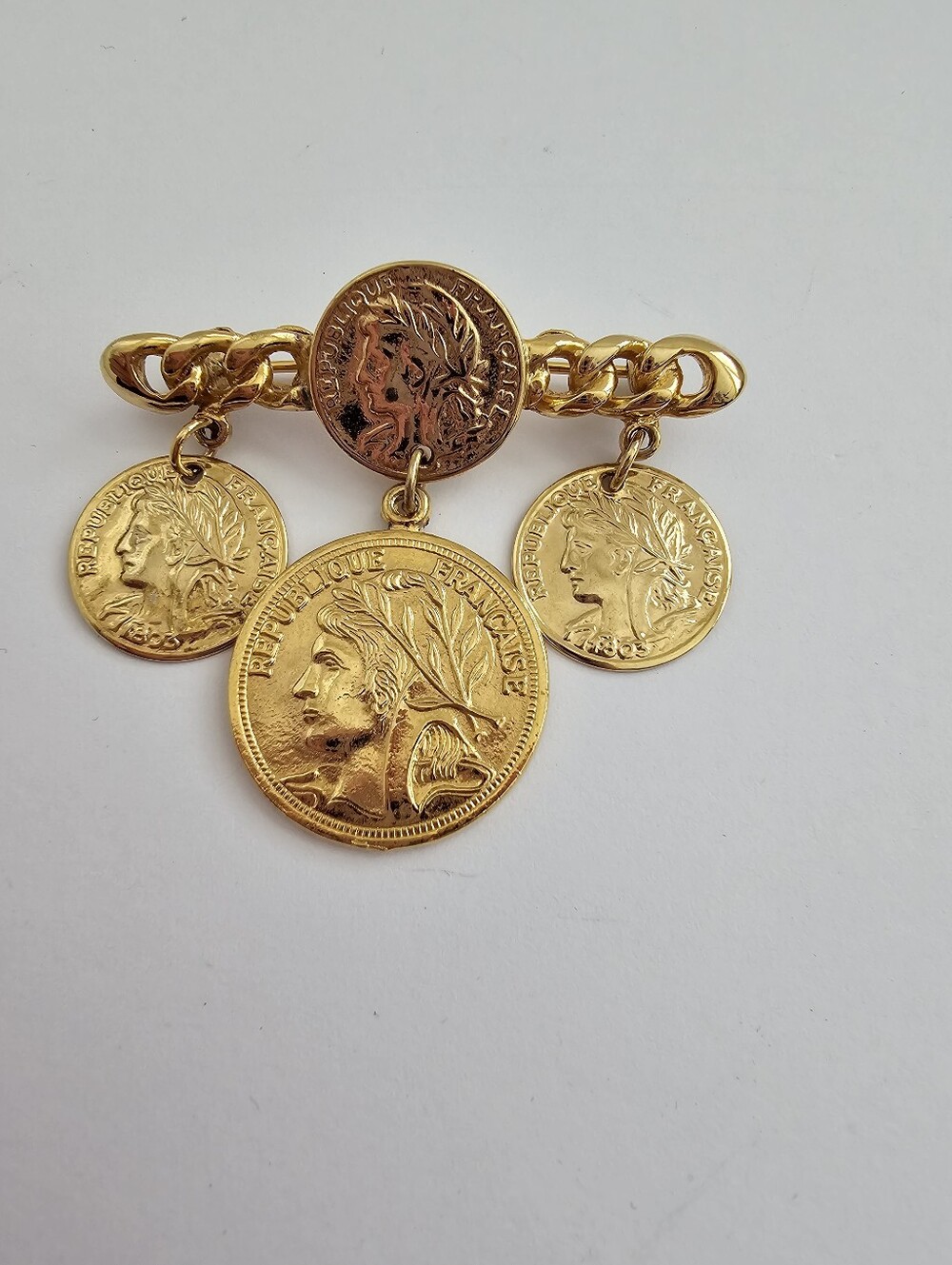Vintage Gold French Coin Dangle Brooch République Française Curb Chain Pin